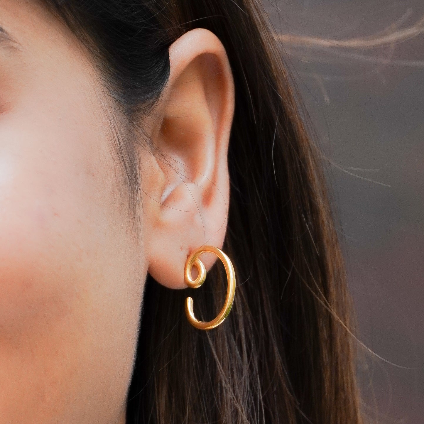 The Curved Gold Earrings