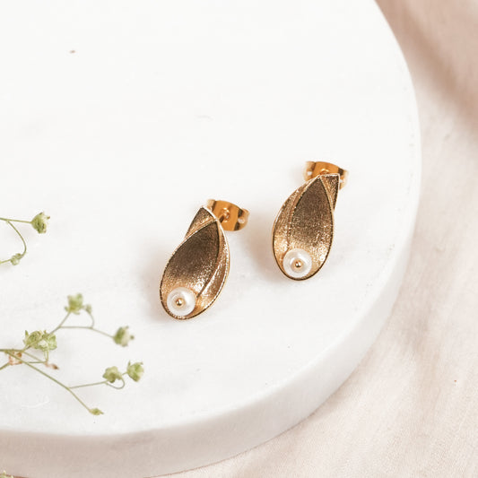 The Gold Pearl Leaf Studs