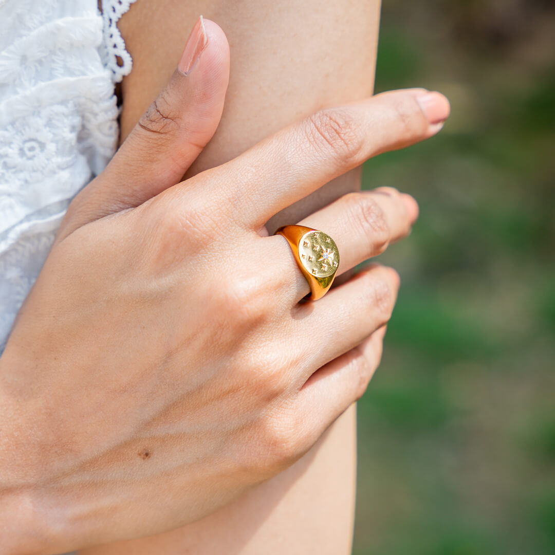 The Elegant Star Ring