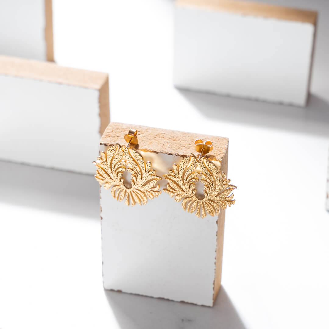 The Shine Of Gold Flower Earrings